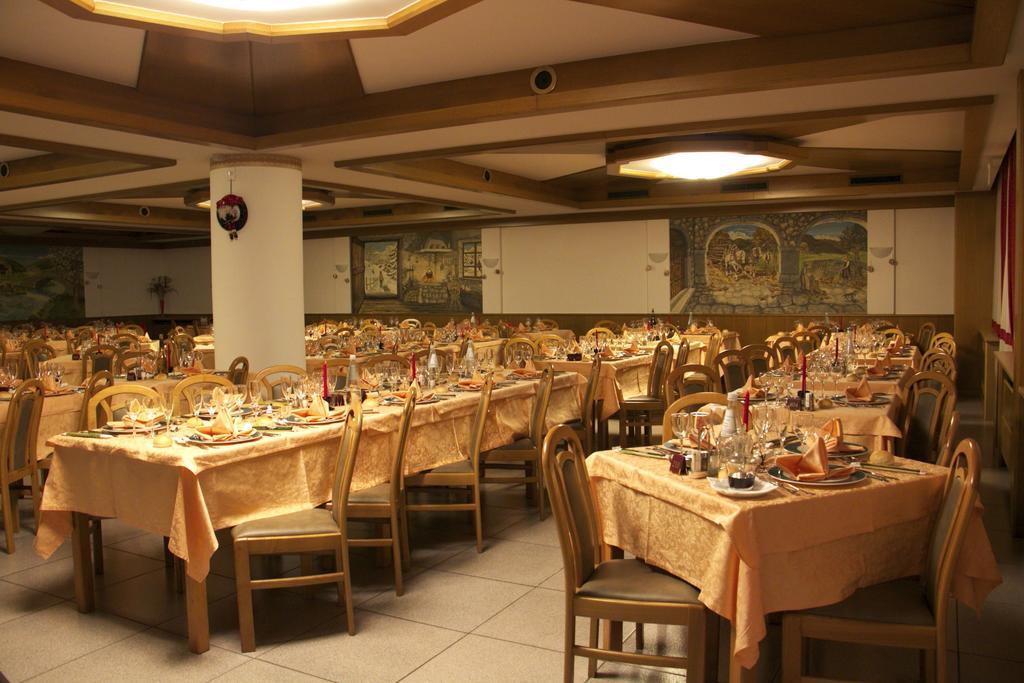 Hotel Vittoria Folgaria Εξωτερικό φωτογραφία