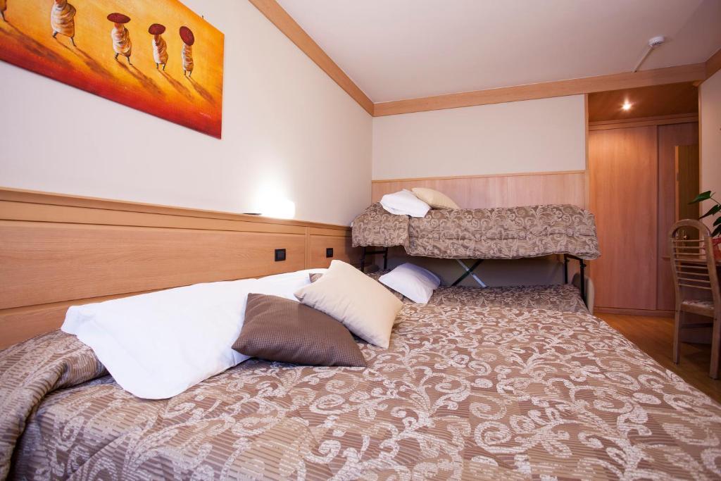 Hotel Vittoria Folgaria Δωμάτιο φωτογραφία